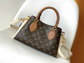 Picture of LV Lady Handbags _SKUfw136754998fw